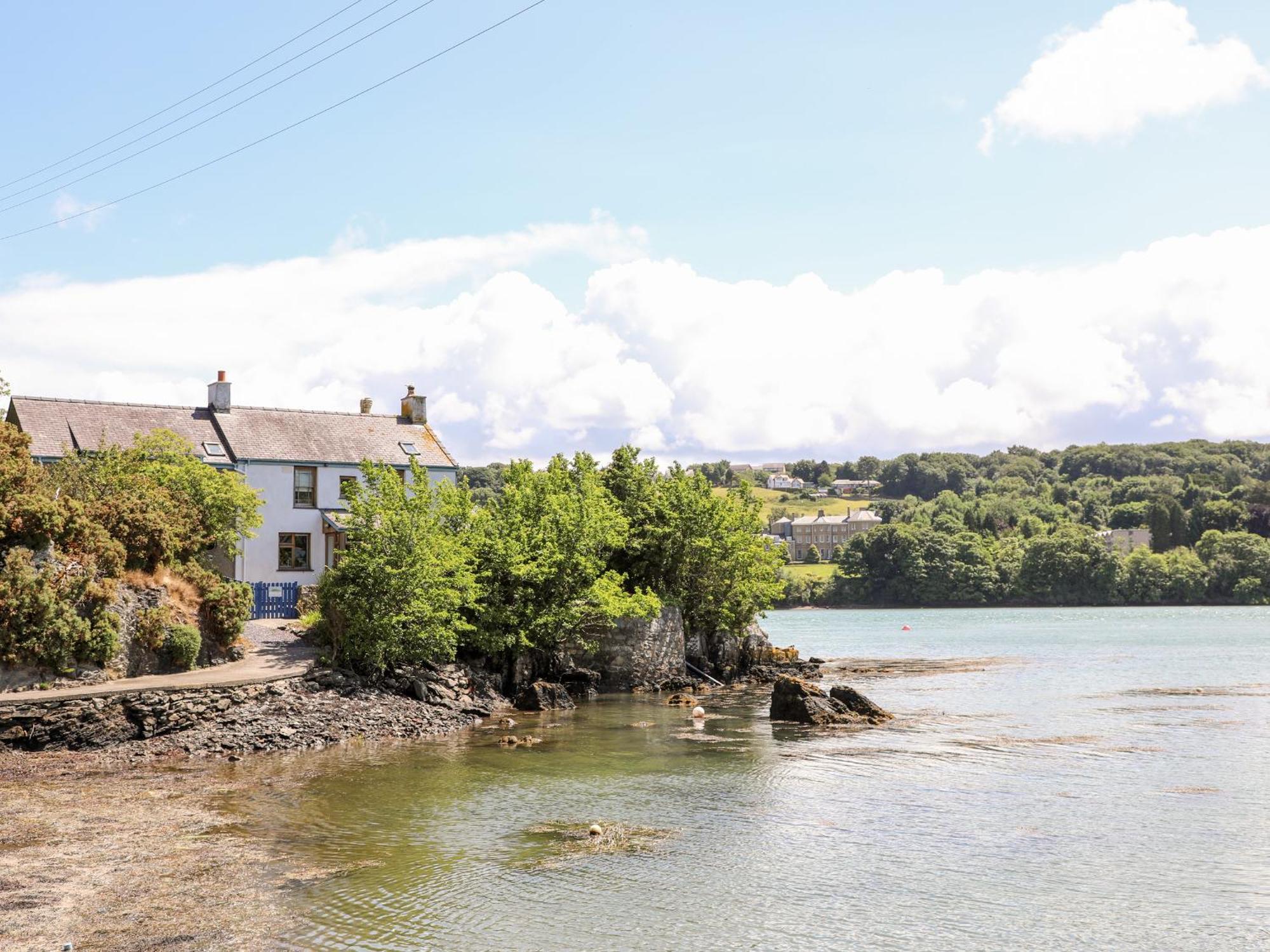 Ynys Faelog Cottage Menai Bridge Esterno foto